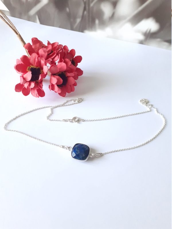 Lapis lazuli collier géométrique en argent sterling et pierre naturelle facettée