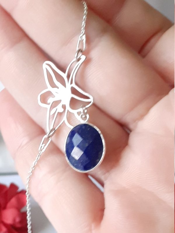 Lapis lazuli collier fleur hibiscus en argent sterling et pierre naturelle facettée
